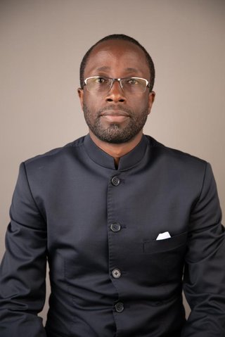 Gisairo Clive Ombane